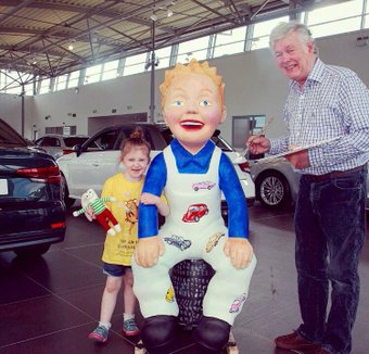 CjU7RiZWYAAZbx1.jpg-small